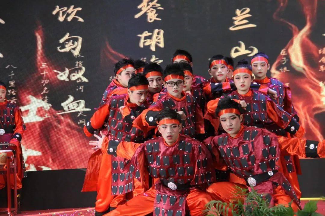 秋天了，用这个方法腌辣椒，爽脆可口，开胃下饭，放一年也不会坏游戏画面