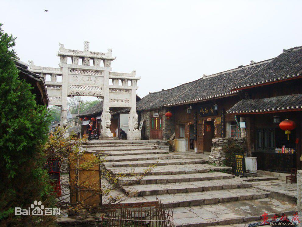 无人的神秘村